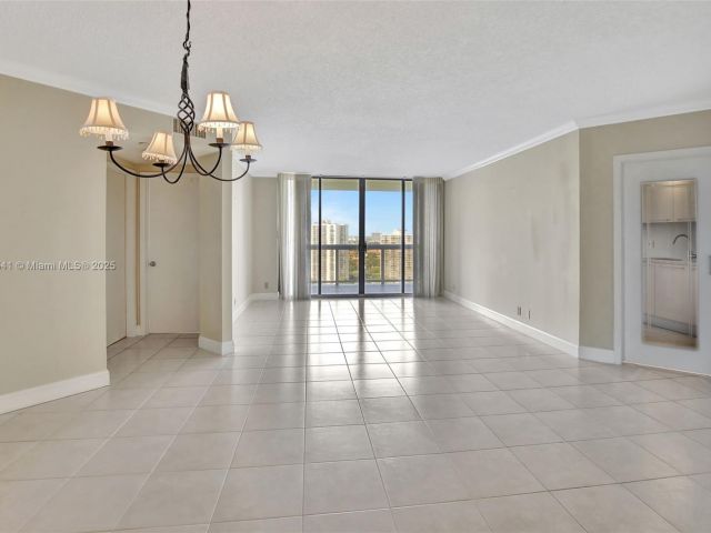 Apartment for sale  Unit #2209 - photo 5687444