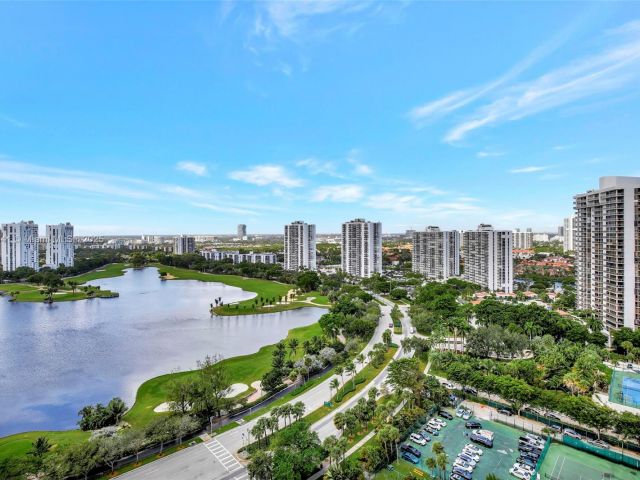 Apartment for sale  Unit #2209 - photo 5687459