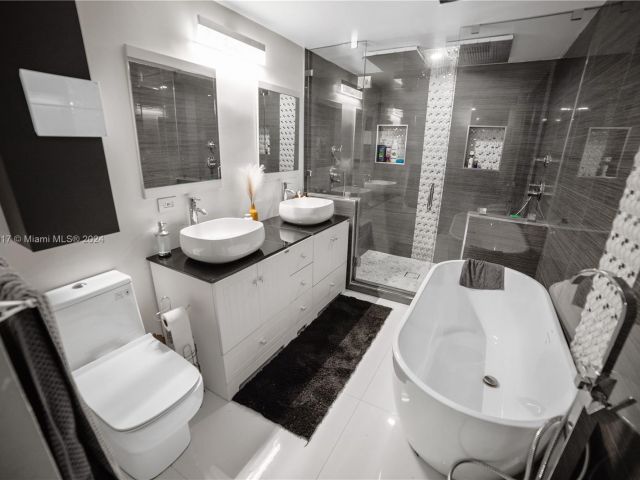 Home for sale at 13550 SW 99th Pl - photo 5851680