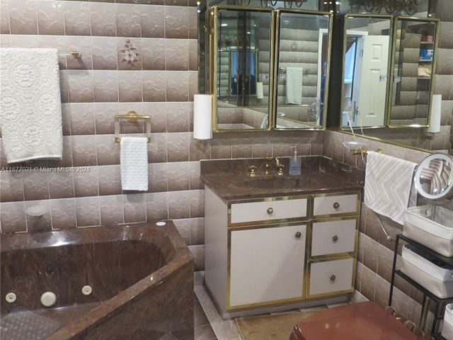 Home for sale at 19021 NW 12th Ct - photo 5576768