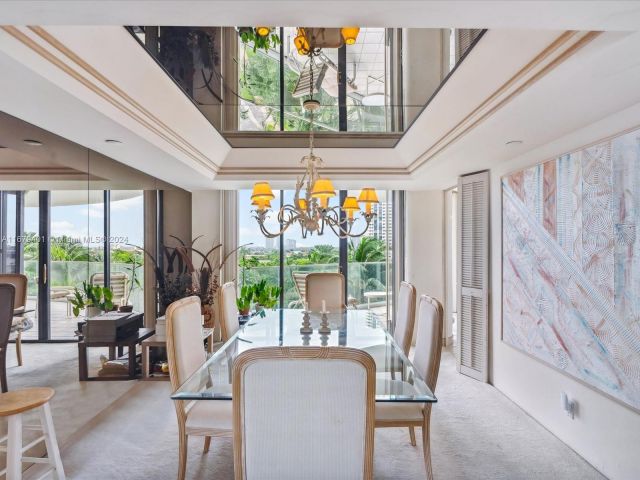 Apartment for sale  Unit #702 - photo 5642059