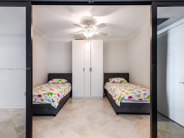 Apartment for sale  Unit #3511 - photo 6776100