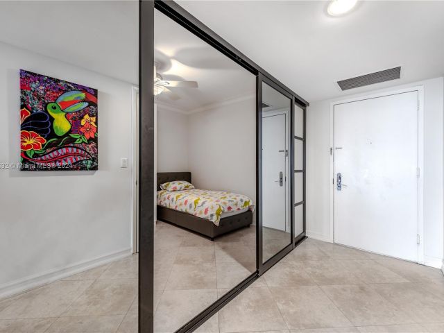 Apartment for sale  Unit #3511 - photo 6776101