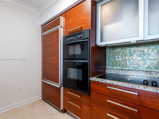 Apartment for sale  Unit #3511 - photo 6776103