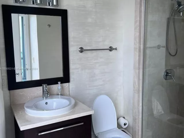 Apartment for sale  Unit #1208 - photo 5671105