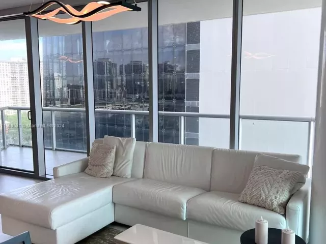 Apartment for sale  Unit #1208 - photo 5671115