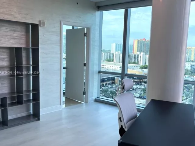 Apartment for sale  Unit #1208 - photo 5671103