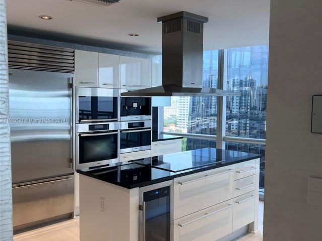 Apartment for sale  Unit #1208 - photo 5671111