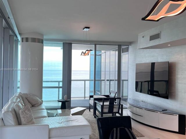 Apartment for sale  Unit #1208 - photo 5671113