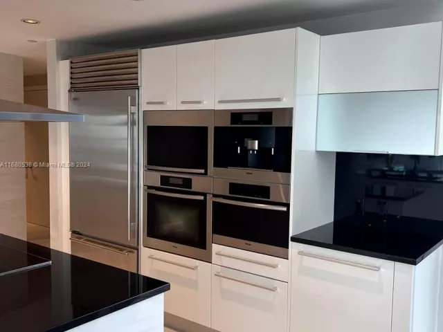 Apartment for rent  Unit #1208 - photo 5671130