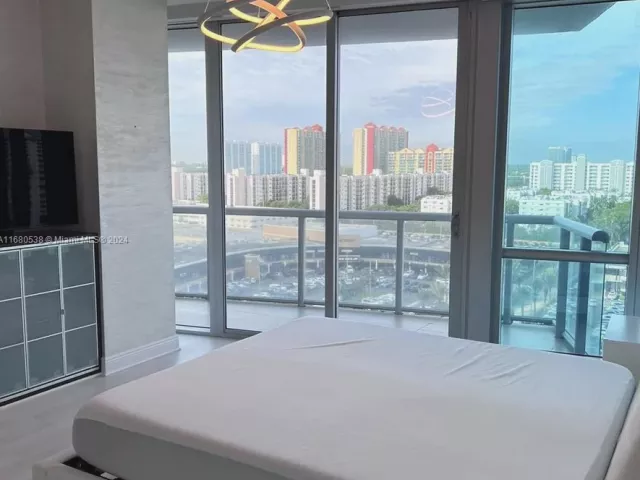 Apartment for rent  Unit #1208 - photo 5671119