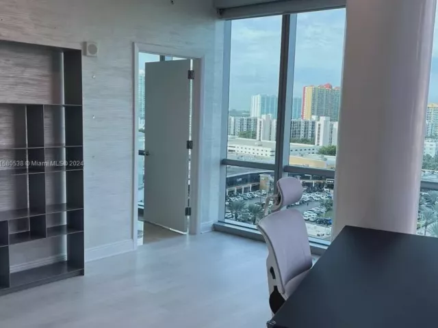 Apartment for rent  Unit #1208 - photo 5671123