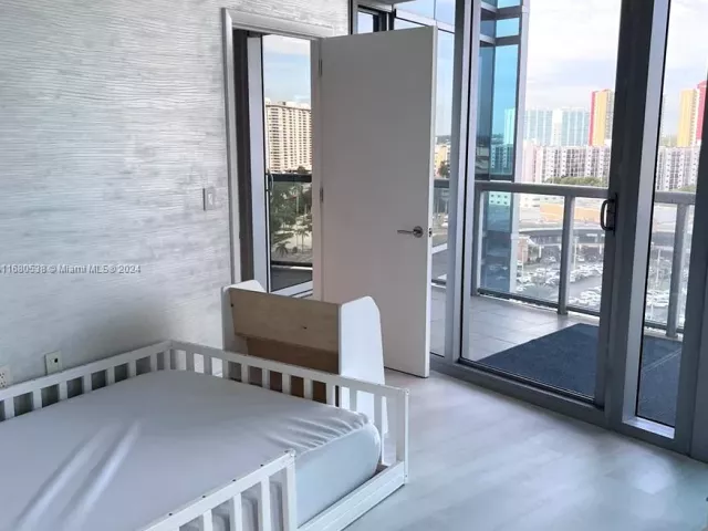 Apartment for rent  Unit #1208 - photo 5671124