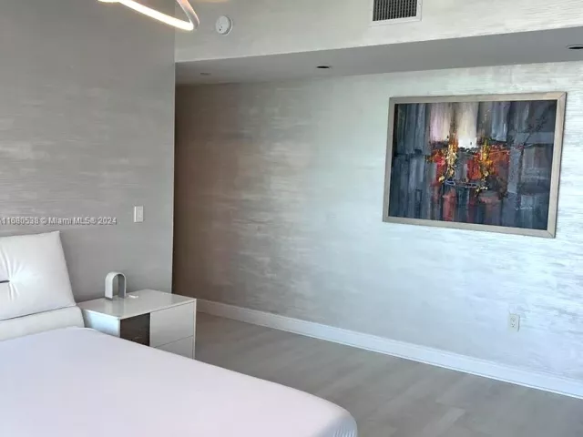 Apartment for rent  Unit #1208 - photo 5671116