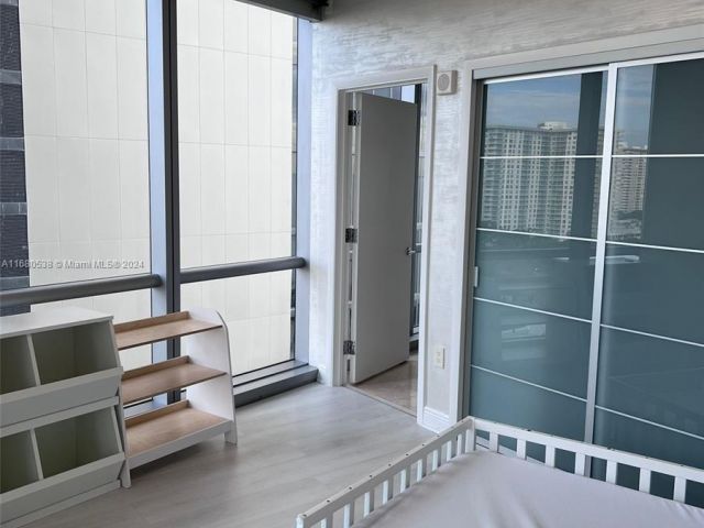 Apartment for rent  Unit #1208 - photo 5671126