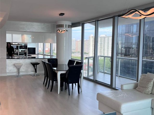 Apartment for rent  Unit #1208 - photo 5671134