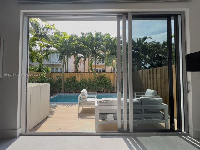 Home for rent at 3110 Elizabeth St 3110 - photo 6046981