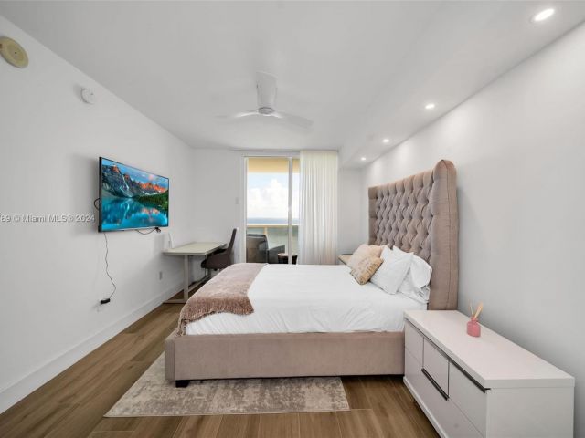 Apartment for sale  Unit #3202 - photo 5671911