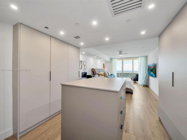 Apartment for sale  Unit #3202 - photo 5671914