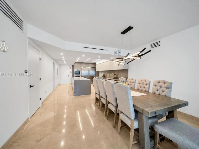 Apartment for sale  Unit #3202 - photo 5671920