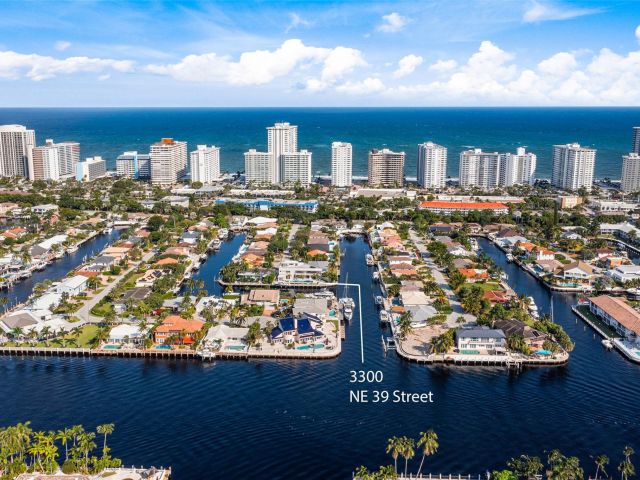 Home for sale at 3300 NE 39th Street - photo 5801788