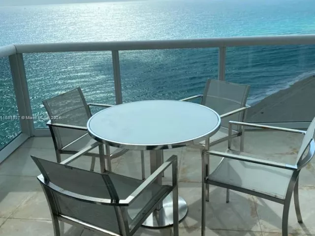 Apartment for rent  Unit #1907 - photo 5659823