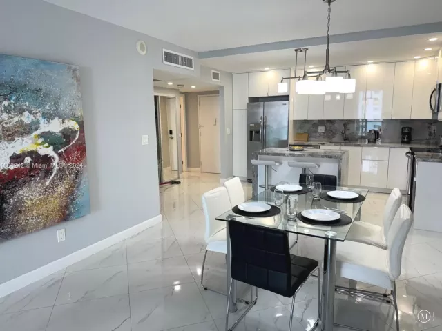 Apartment for rent  Unit #1208 - photo 5648409