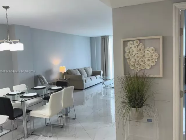 Apartment for rent  Unit #1208 - photo 5648402