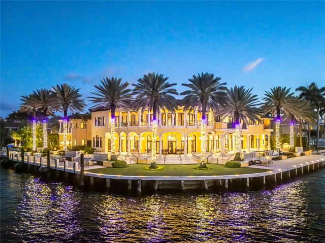 Home for sale at 1 Isla Bahia Dr - photo 5801846