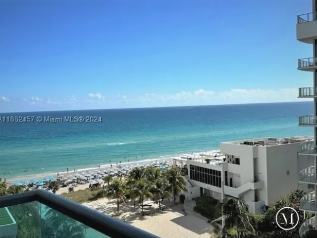 1-bedroom condo for sale in Hollywood - 4001 S Ocean Dr 9L - MondialRealty