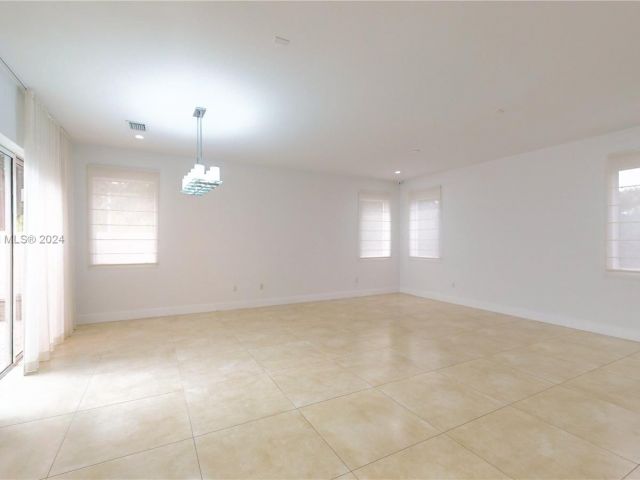 Home for sale at 9980 NW 74th Ter - photo 5587180