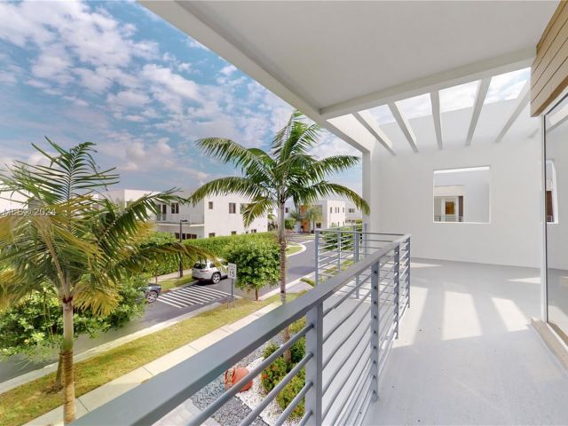 Home for sale at 9980 NW 74th Ter - photo 5587191