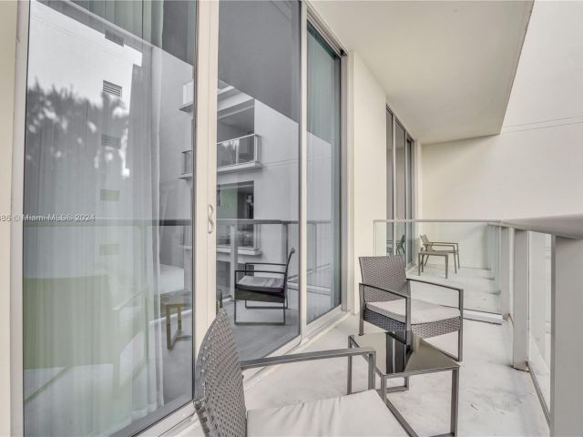 1-bedroom condo for sale in Hollywood - 777 N Ocean Dr S316 - MondialRealty