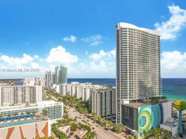 1-bedroom condo for sale in Hollywood - 4111 S Ocean Dr 1512 - MondialRealty