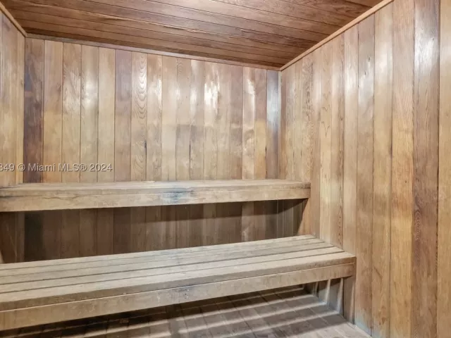 1-bedroom condo for sale in Hallandale Beach - 3161 S Ocean Dr 203 - MondialRealty