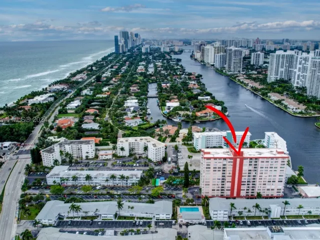 1-bedroom condo for sale in Hallandale Beach - 3161 S Ocean Dr 203 - MondialRealty