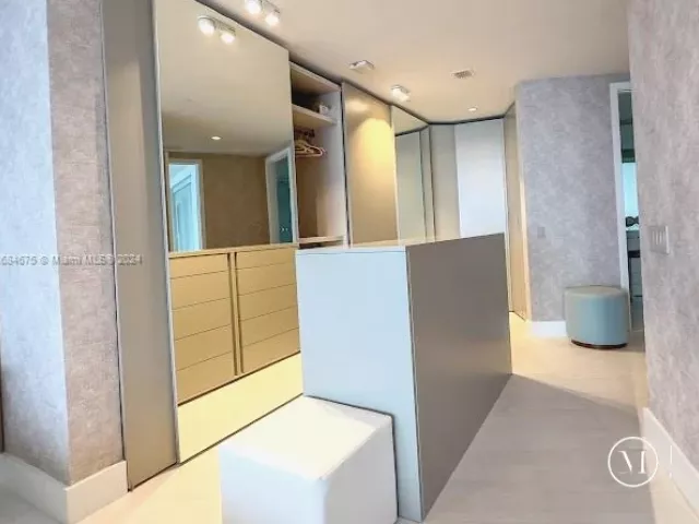 Apartment for rent  Unit #5203 - photo 5572482