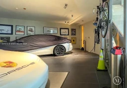 Apartment #5203 at Porsche Design Tower