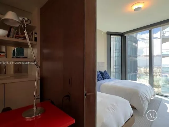 Apartment for rent  Unit #5203 - photo 5572466