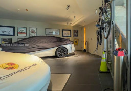 Apartment #5203 at Porsche Design Tower