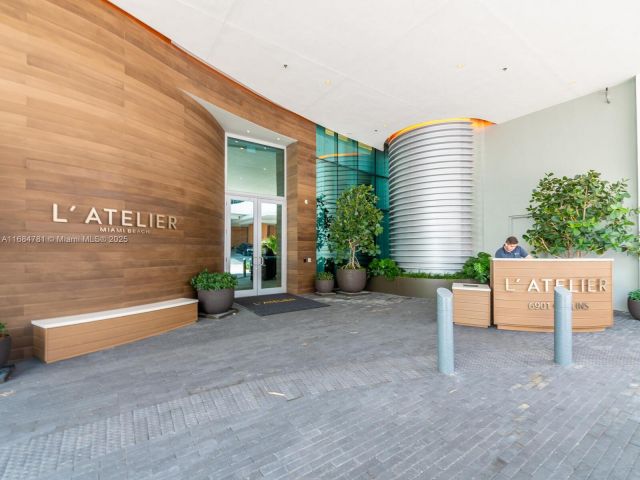 Apartment for sale  Unit #701 - photo 5702772