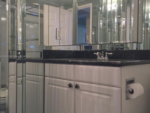 Apartment for rent  Unit #L11 (Available NOW) - photo 5633715