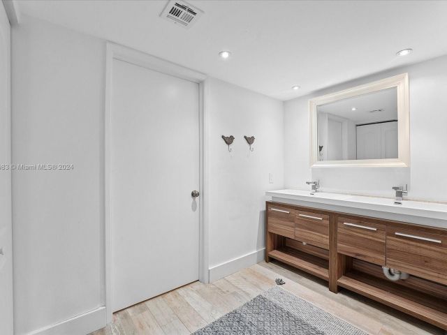 Apartment for sale  Unit #A1513 - photo 5623212