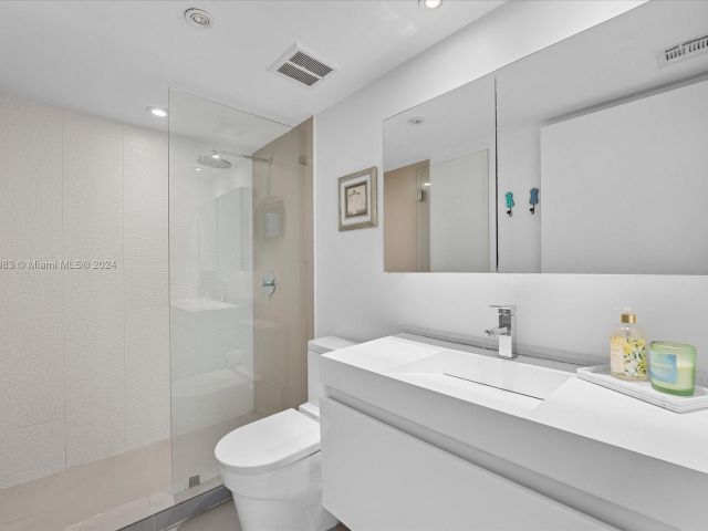 Apartment for sale  Unit #A1513 - photo 5623213