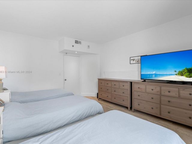 Apartment for sale  Unit #A1513 - photo 5623214