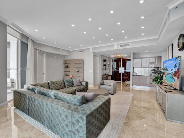 Apartment for sale  Unit #3409 - photo 5659808