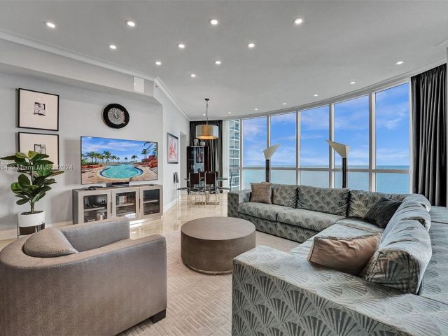 Apartment for sale  Unit #3409 - photo 5659811