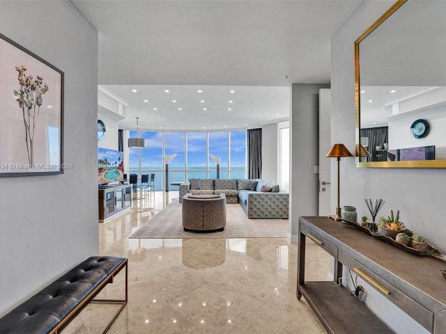 Apartment for sale  Unit #3409 - photo 5659814