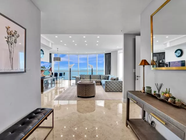 Apartment for sale  Unit #3409 - photo 5659814