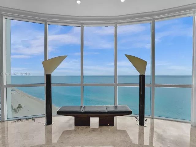 Apartment for sale  Unit #3409 - photo 5659801